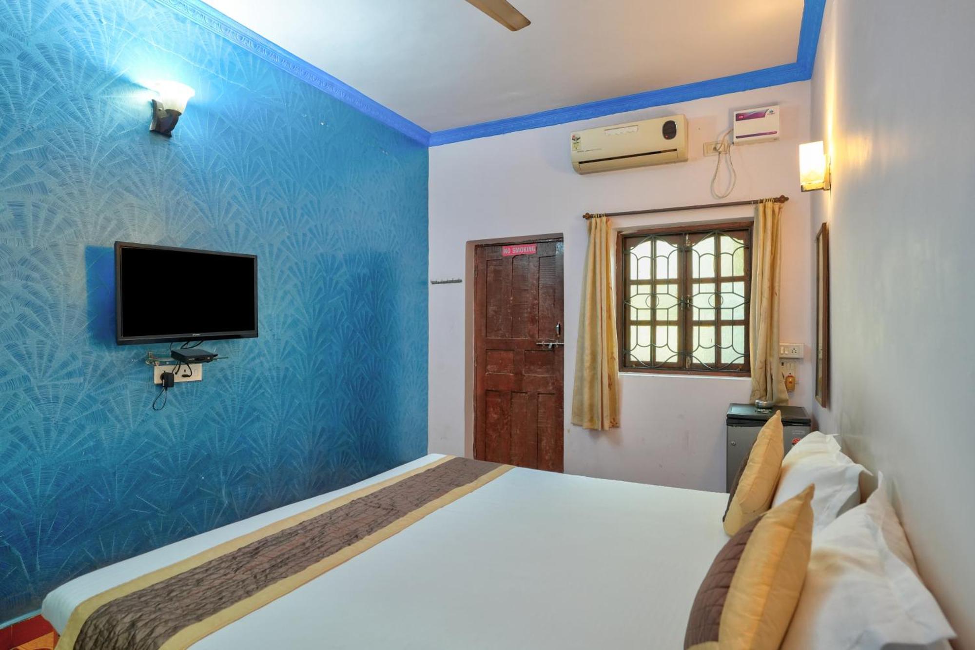 Om Sai Guest House 칼랑굿 외부 사진